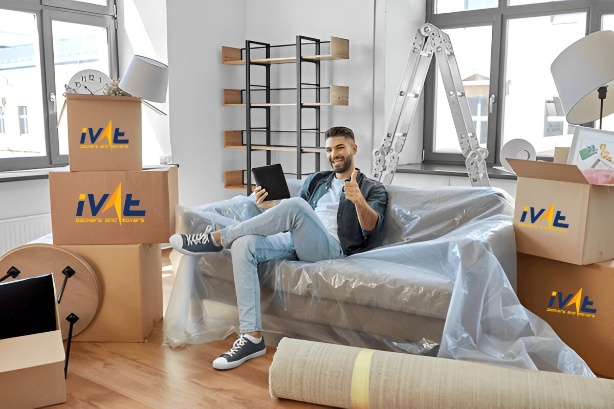 Packy Moving Truck